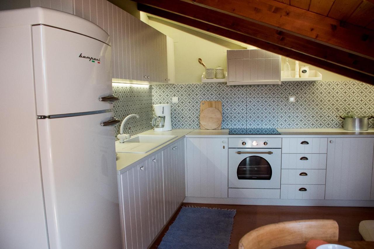 Апартаменты Country Style Attic In The Heart Of Превеза Экстерьер фото