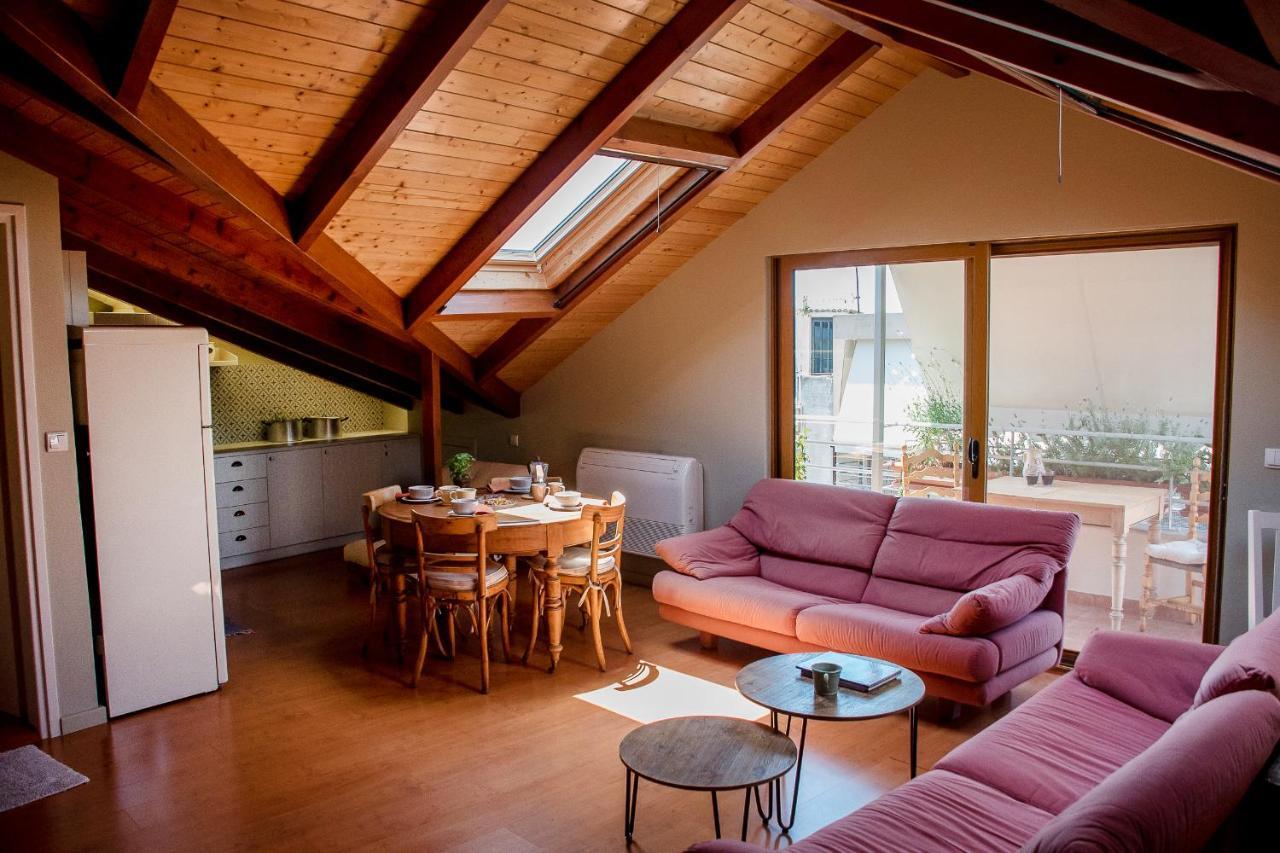 Апартаменты Country Style Attic In The Heart Of Превеза Экстерьер фото
