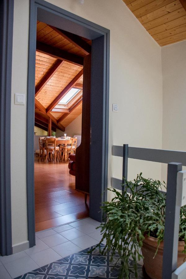Апартаменты Country Style Attic In The Heart Of Превеза Экстерьер фото
